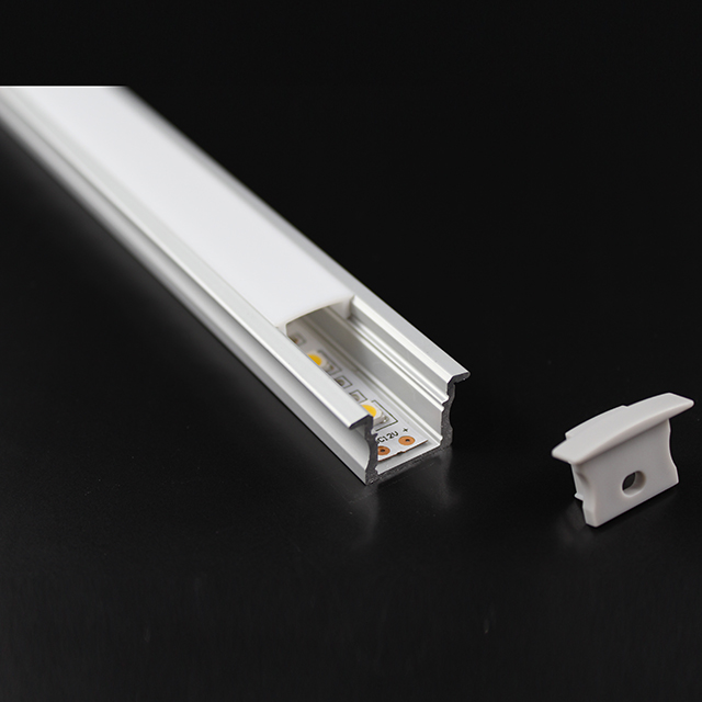 W17,1 mm * H15,3 mm (binnenbreedte 12,2 mm) LED-aluminiumprofiel met vleugel