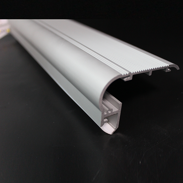 W80 mm * H50 mm (binnenbreedte 12,2 mm) LED aluminium profiel voor trap
